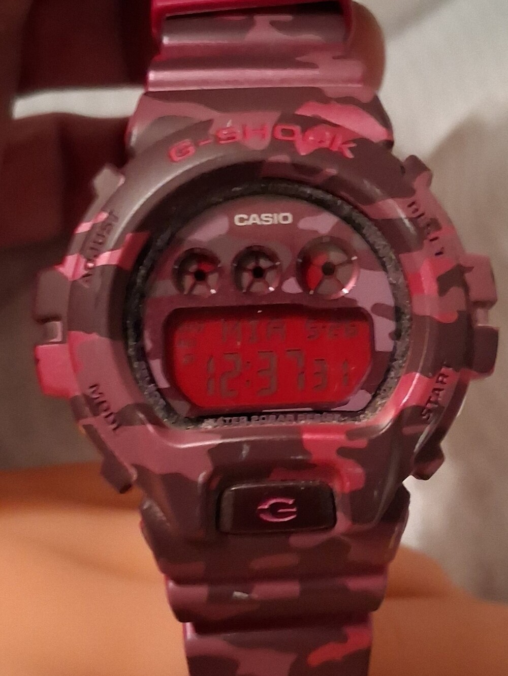 Casio G-Shock S Series Pink Camouflage Digital Watch. model # GMDS6900 Rare